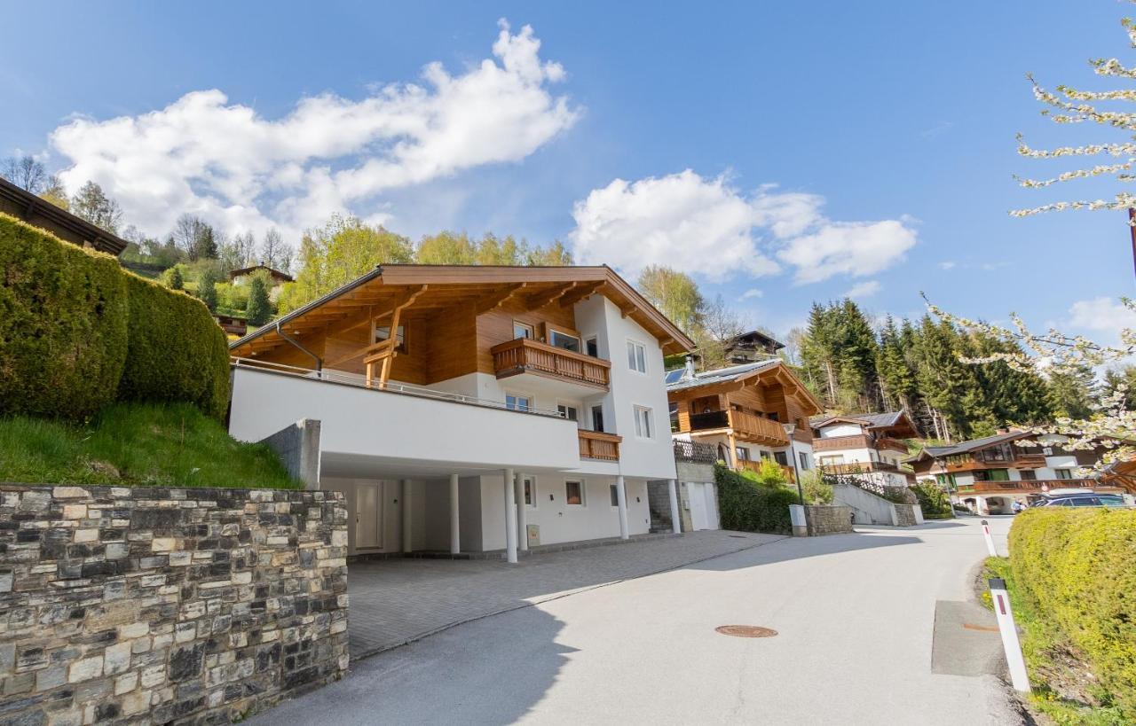 Haus Almkreek Apartment Kaprun Bagian luar foto
