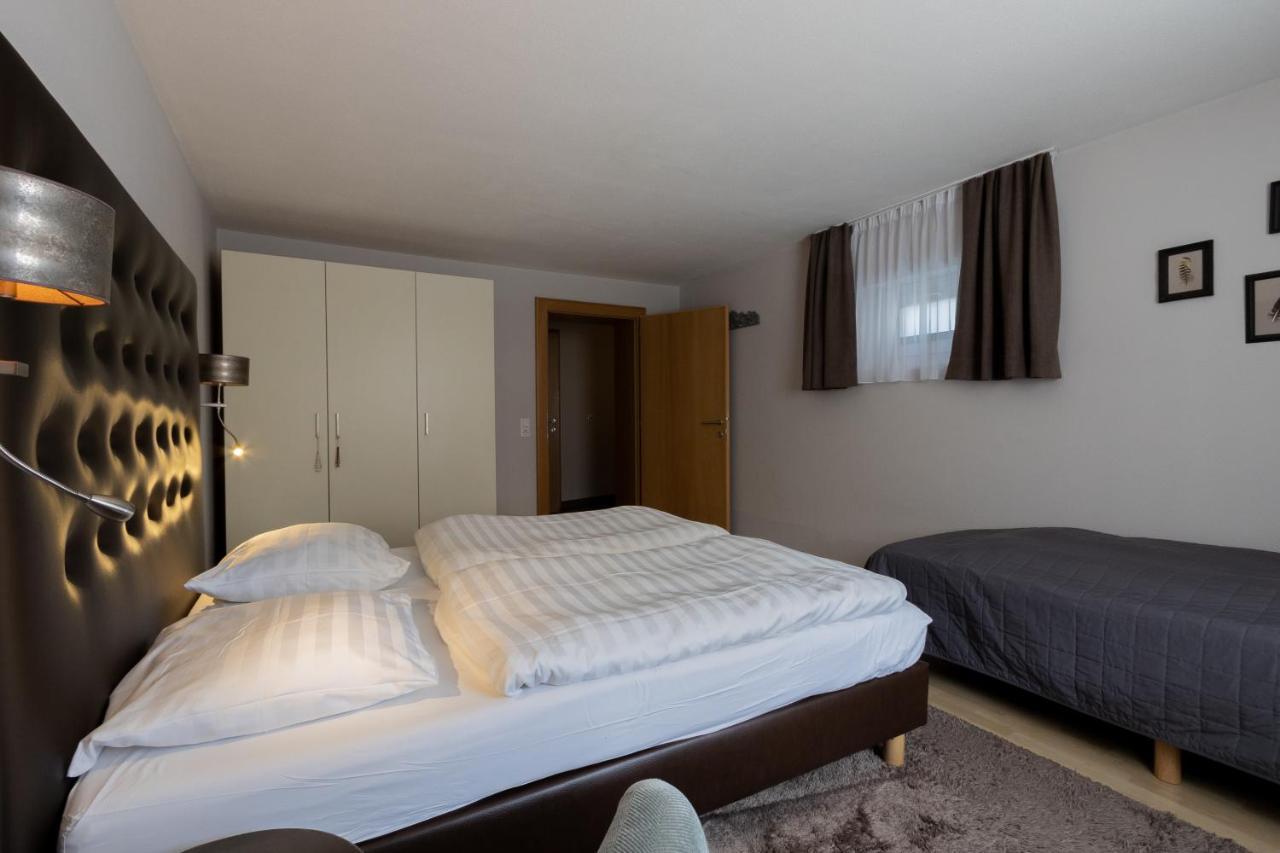 Haus Almkreek Apartment Kaprun Bagian luar foto