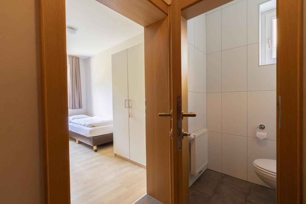 Haus Almkreek Apartment Kaprun Bagian luar foto