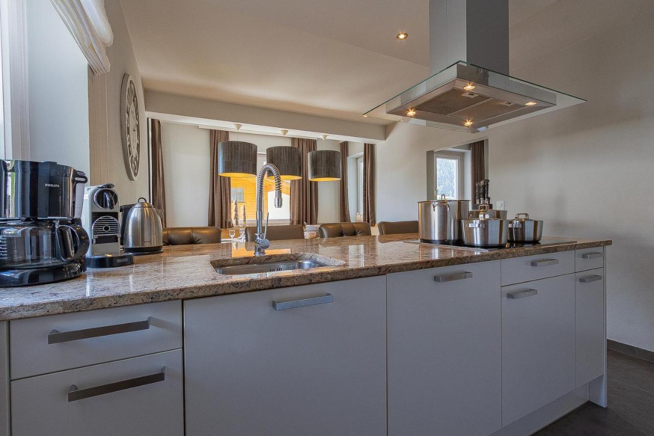 Haus Almkreek Apartment Kaprun Bagian luar foto