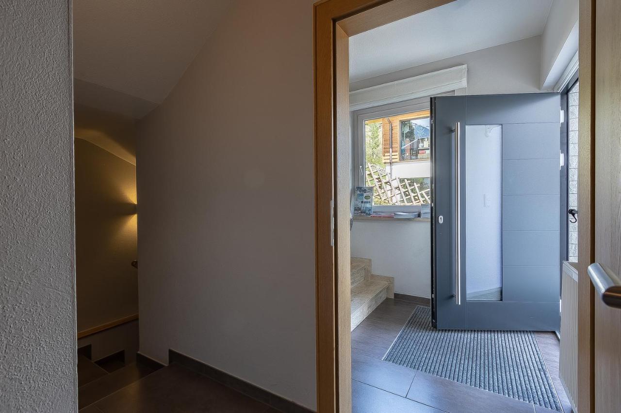 Haus Almkreek Apartment Kaprun Bagian luar foto